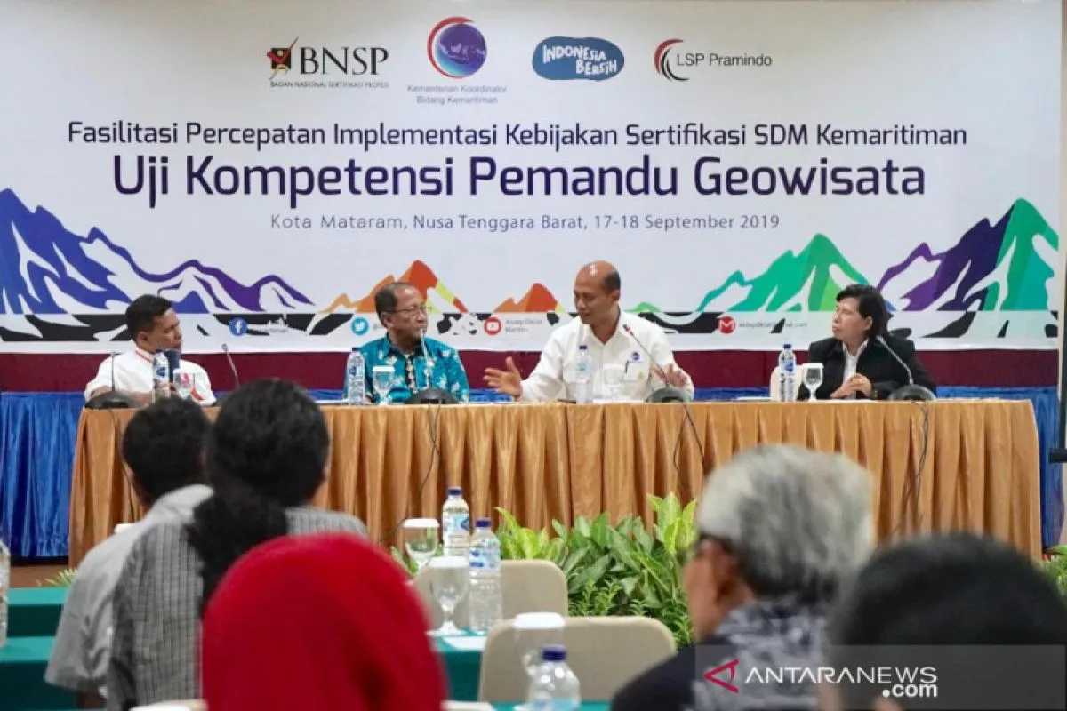 Kemenko Maritim Fasilitasi Uji Kompetensi Pemandu Geowisata Pertama di Indonesia